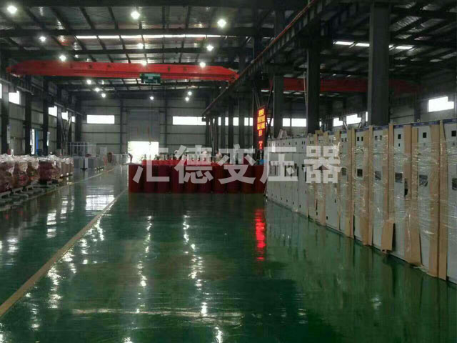 达州变压器车间一角